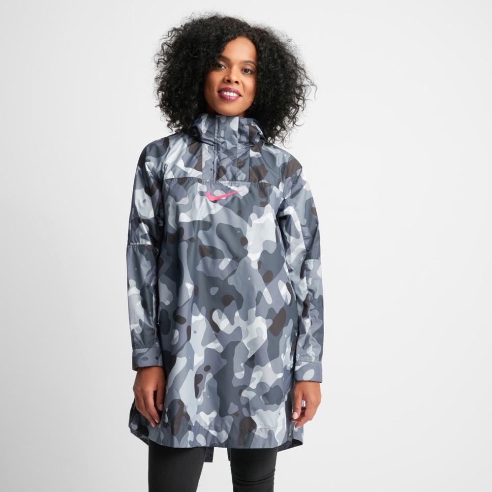 NWT Nike windbreaker